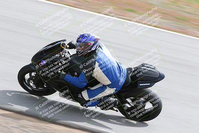 media/Mar-05-2023-TrackXperience (Sun) [[a95d40e56a]]/Group 2/session 2 turn 4/